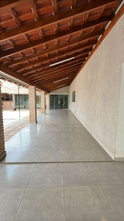 Casa à venda com 3 quartos, 380m² - Foto 18