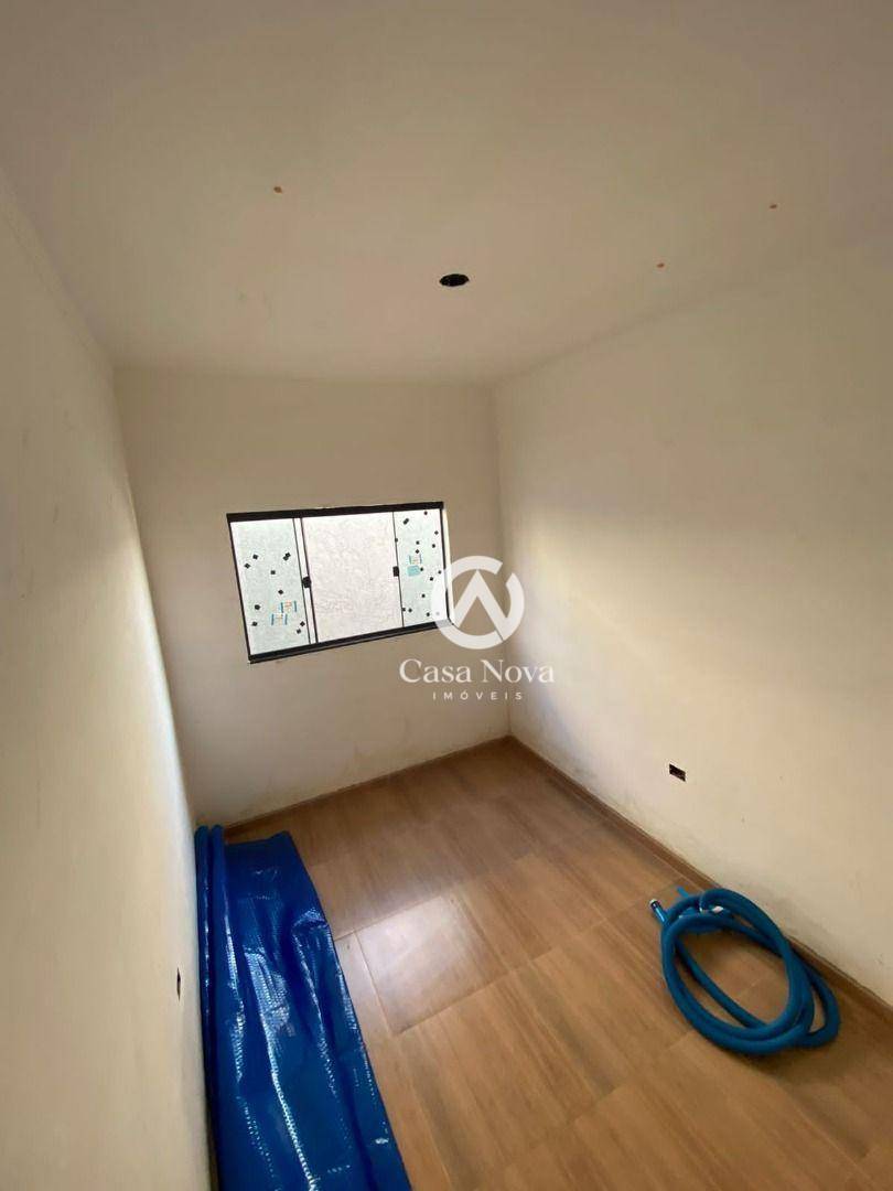 Casa à venda com 3 quartos, 100m² - Foto 13