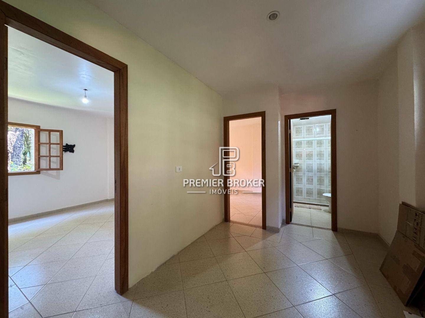 Casa de Condomínio à venda com 4 quartos, 245m² - Foto 39