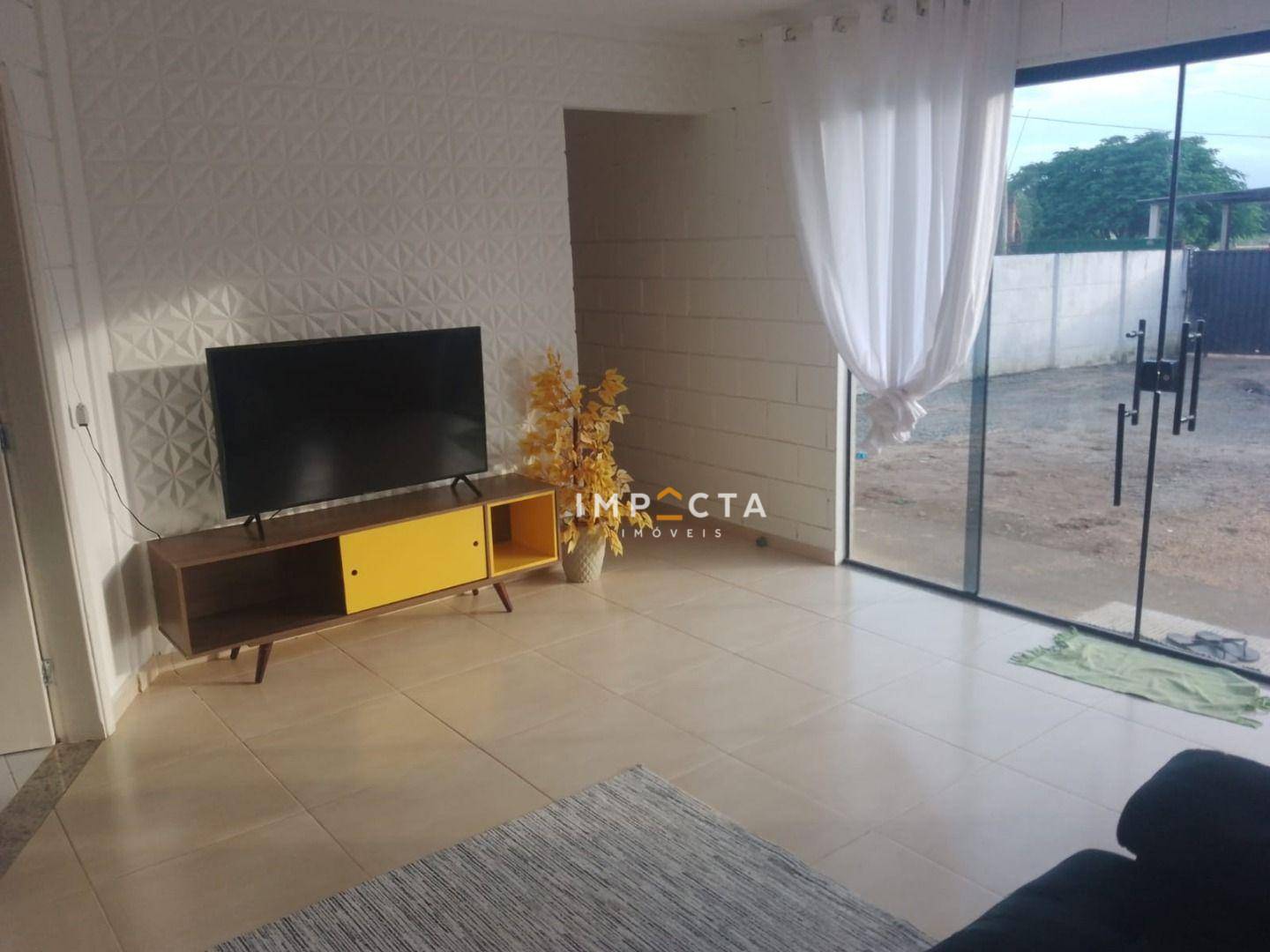 Casa à venda com 2 quartos, 700M2 - Foto 1