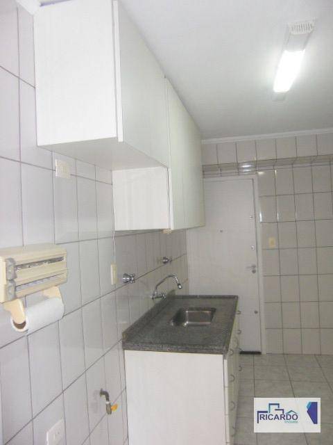 Apartamento à venda com 2 quartos, 78m² - Foto 11