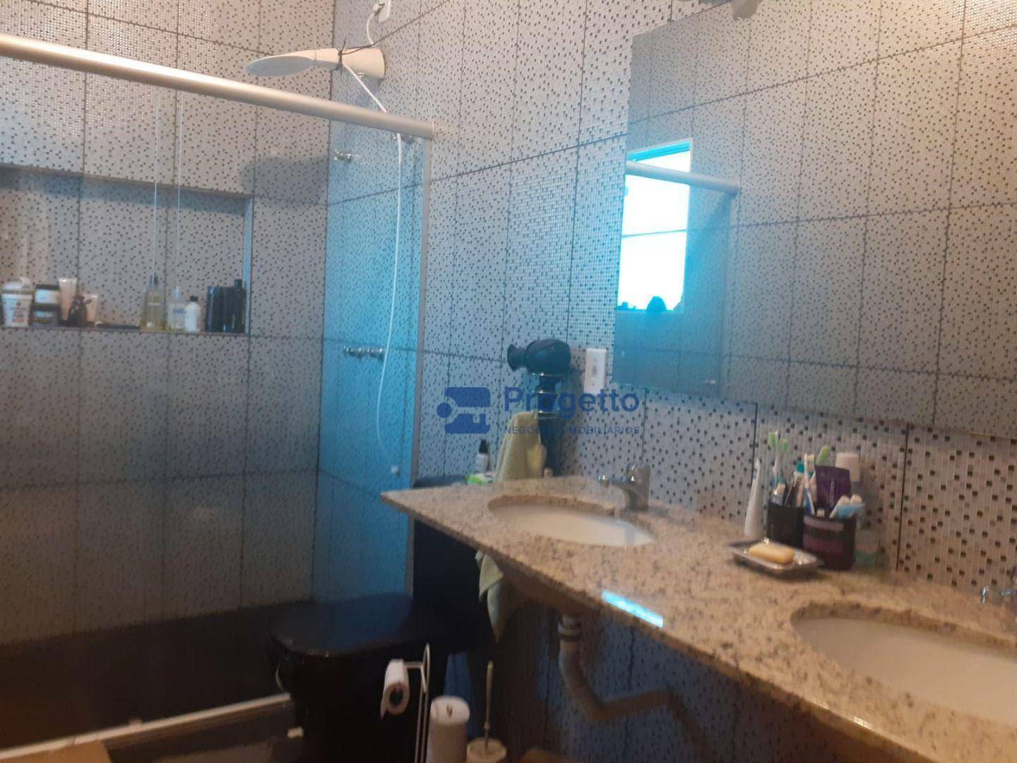 Casa de Condomínio à venda com 3 quartos, 320m² - Foto 17