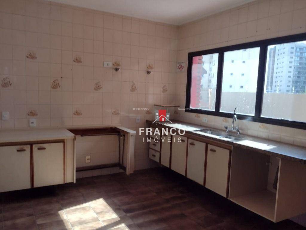 Apartamento à venda com 2 quartos, 264m² - Foto 7