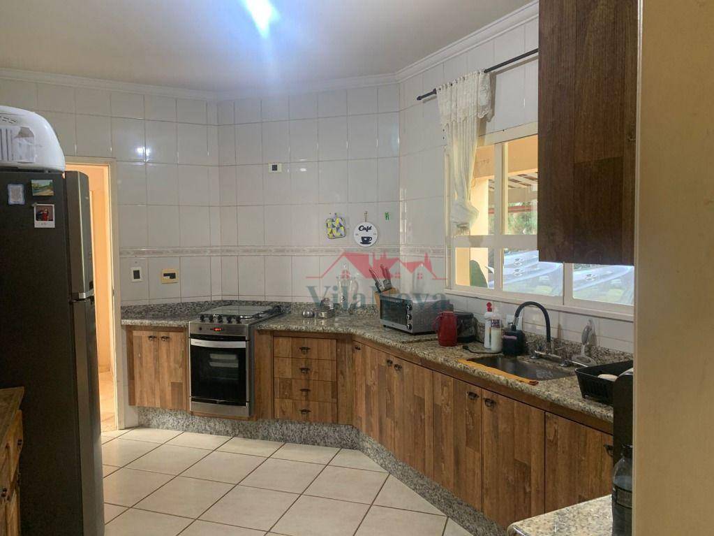 Chácara, 4 quartos, 1000 m² - Foto 1