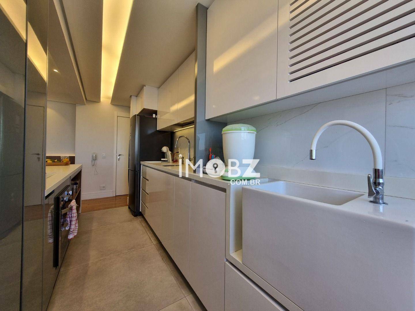 Apartamento à venda com 2 quartos, 68m² - Foto 10