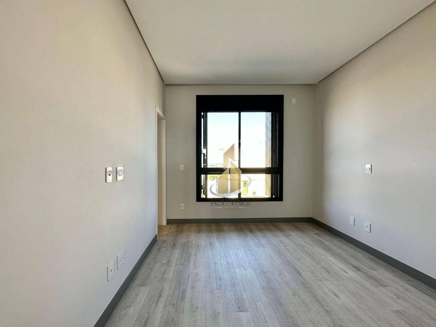 Sobrado à venda com 4 quartos, 600m² - Foto 12