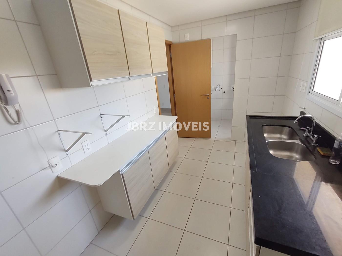 Apartamento para alugar com 3 quartos, 116m² - Foto 4
