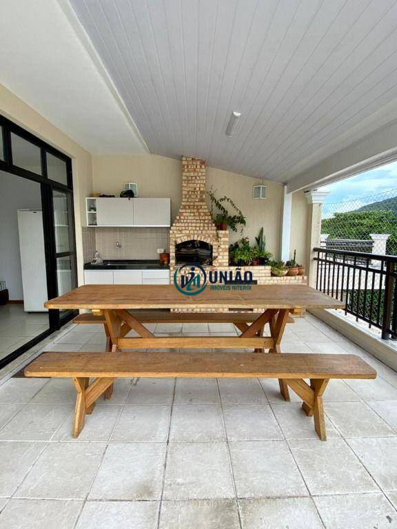 Cobertura à venda com 4 quartos, 220m² - Foto 2