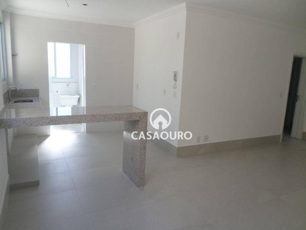 Apartamento à venda com 3 quartos, 80m² - Foto 11