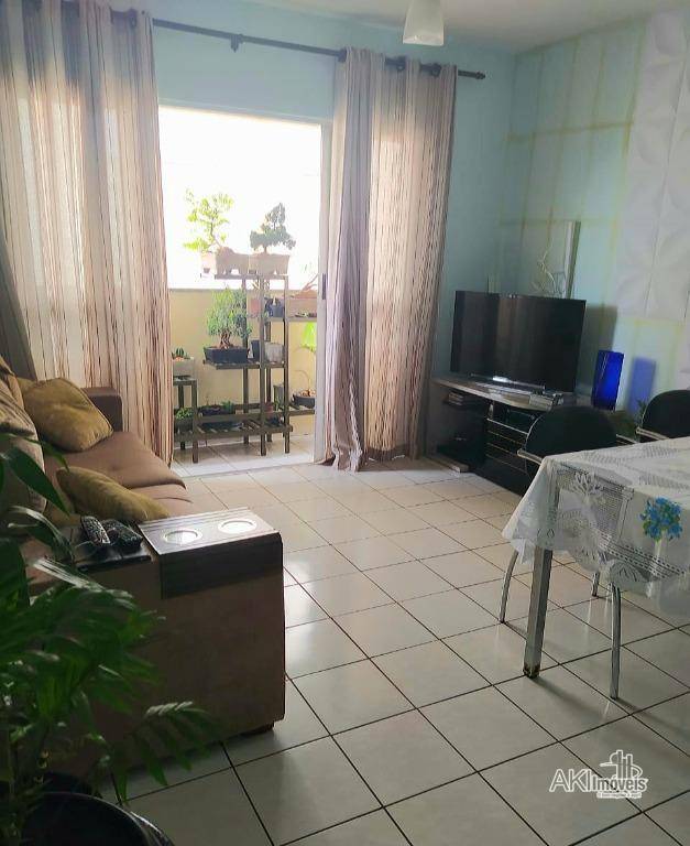 Apartamento à venda com 2 quartos, 66m² - Foto 2