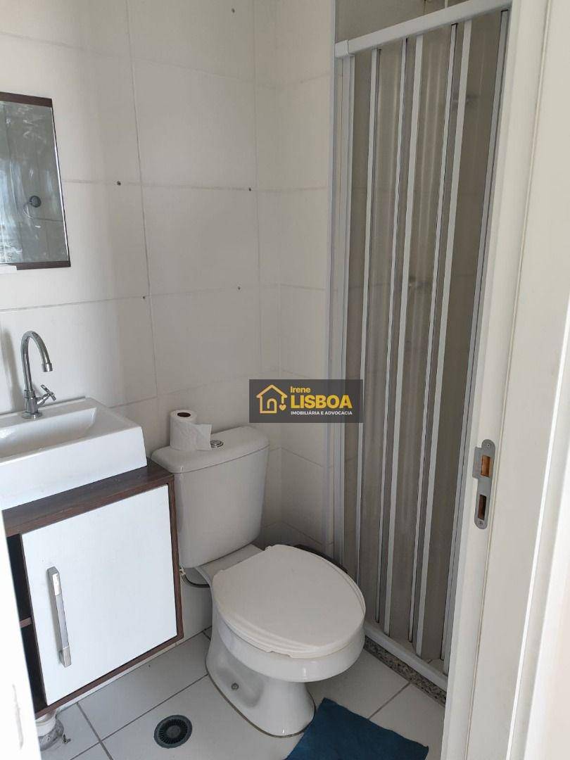 Apartamento para alugar com 2 quartos, 35m² - Foto 6