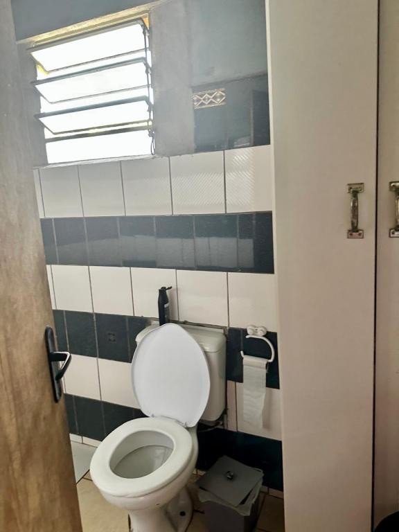 Casa à venda com 3 quartos, 78m² - Foto 6