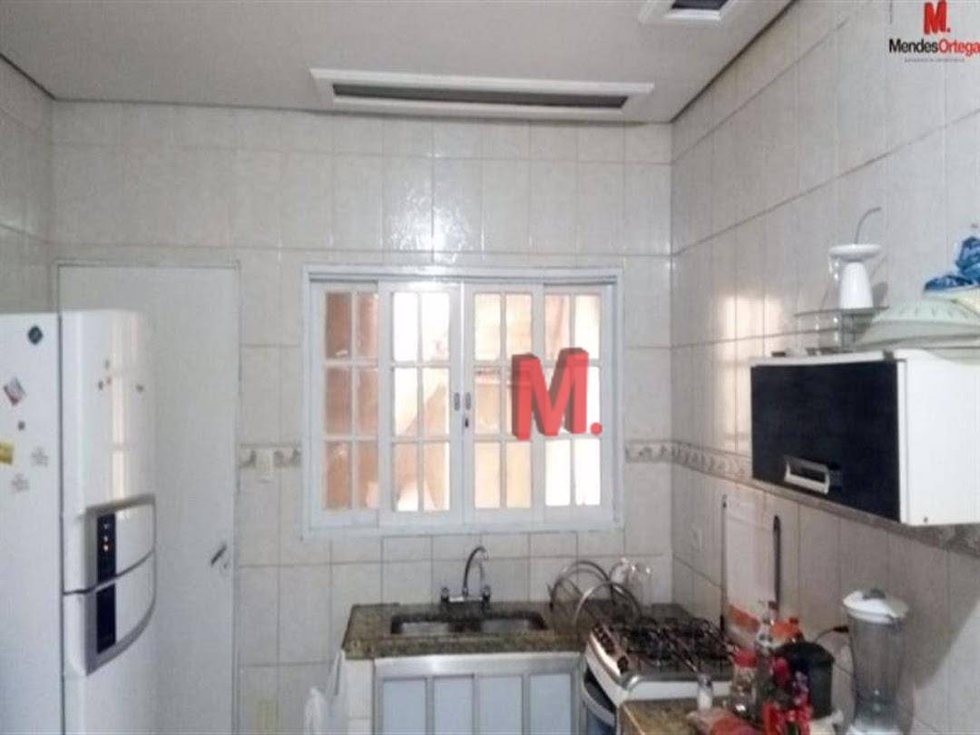 Casa de Condomínio à venda com 3 quartos, 210m² - Foto 15