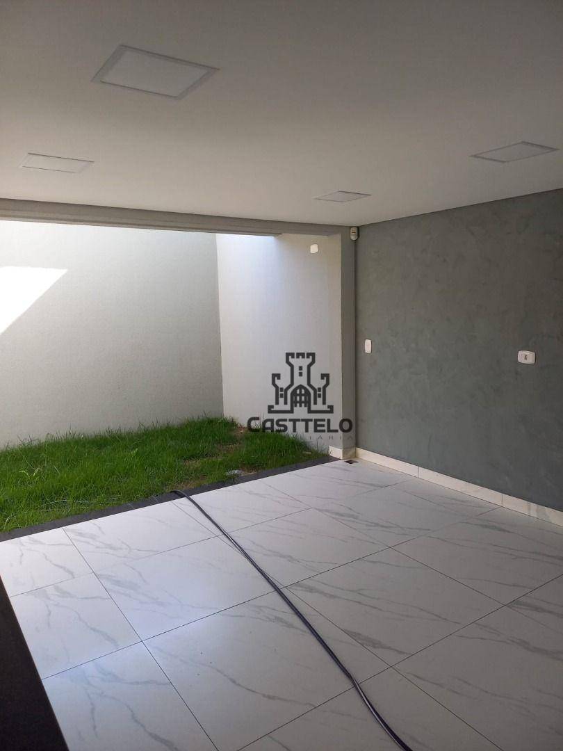 Casa à venda com 3 quartos, 277m² - Foto 18