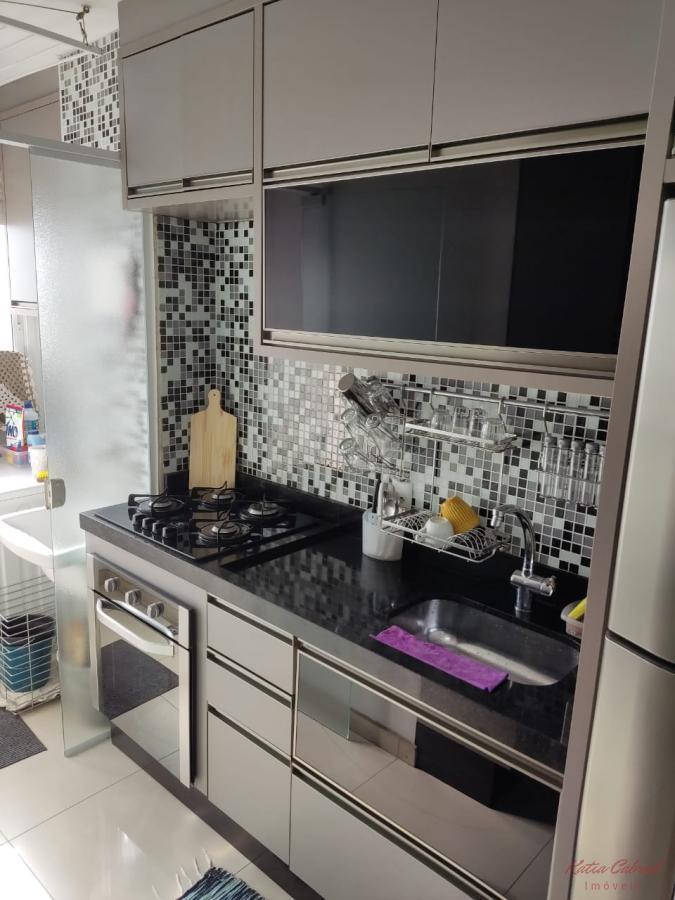 Apartamento à venda com 2 quartos, 59m² - Foto 6