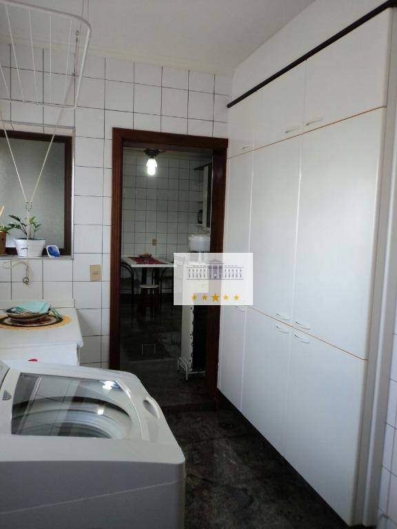 Apartamento à venda com 3 quartos, 170m² - Foto 23