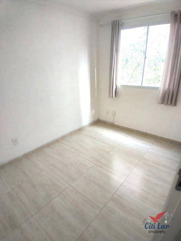 Apartamento à venda com 2 quartos, 41m² - Foto 11