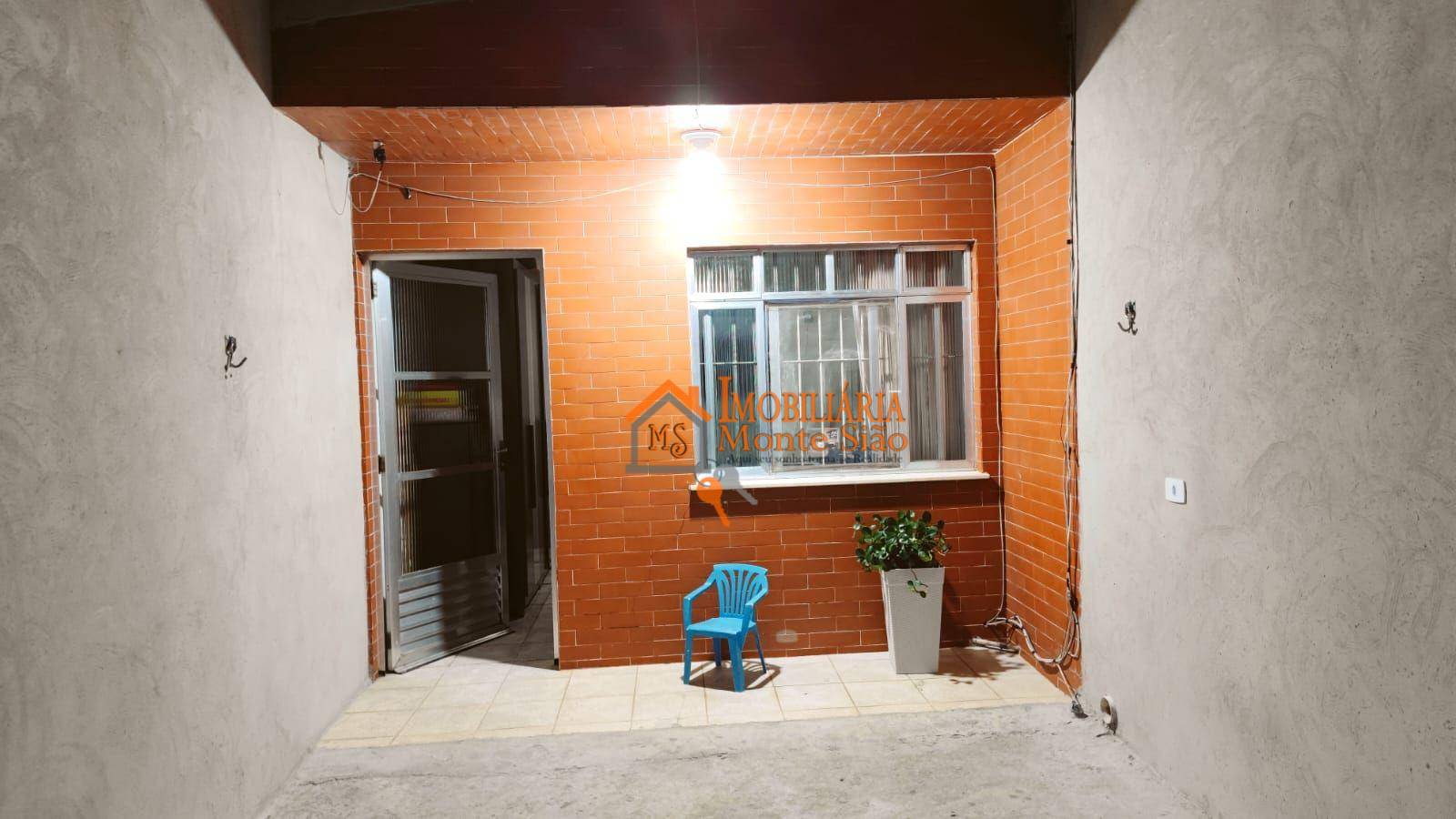 Sobrado à venda com 2 quartos, 130m² - Foto 4