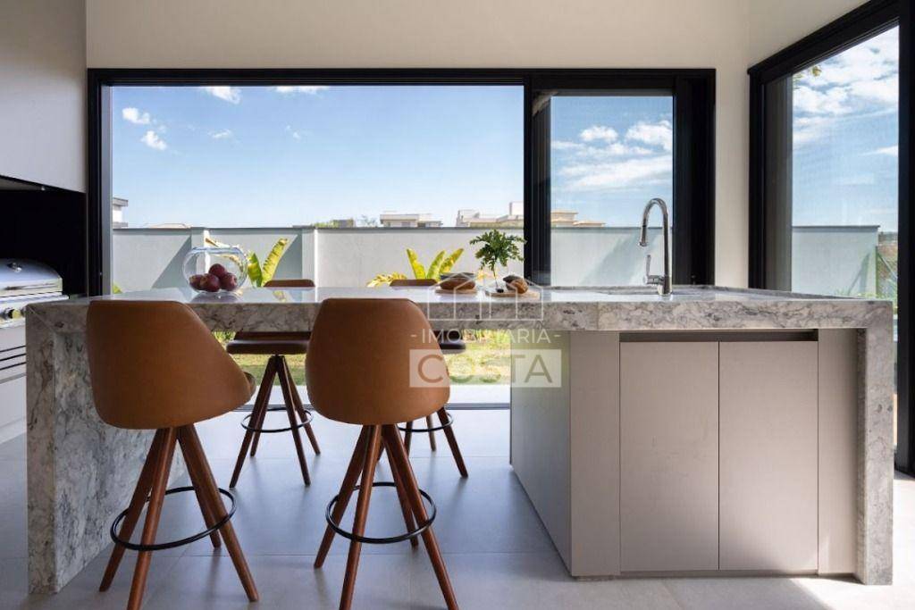 Casa de Condomínio à venda com 4 quartos, 354m² - Foto 12