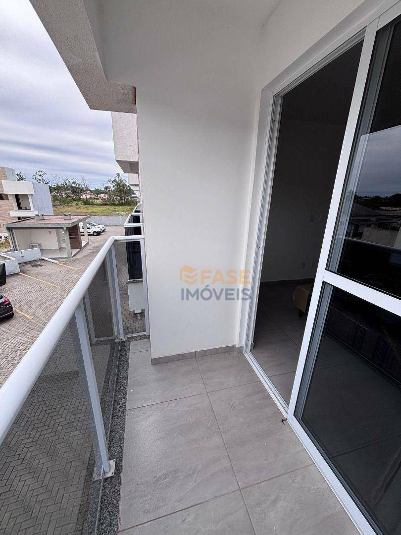 Casa à venda com 2 quartos, 1m² - Foto 7