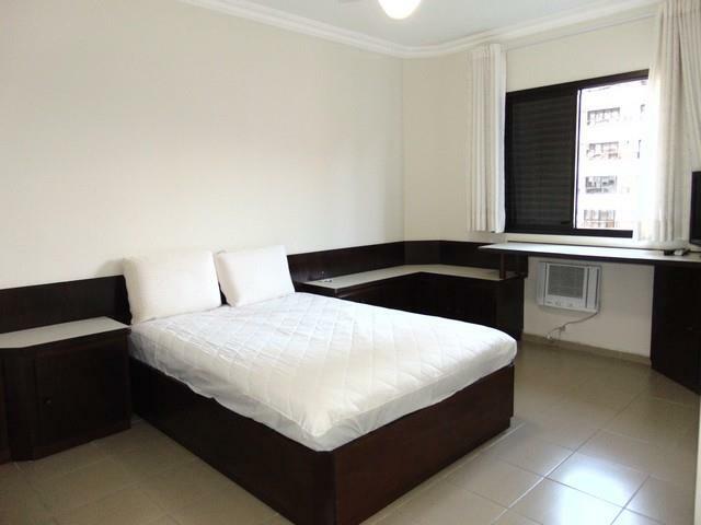 Apartamento à venda com 4 quartos, 200m² - Foto 16