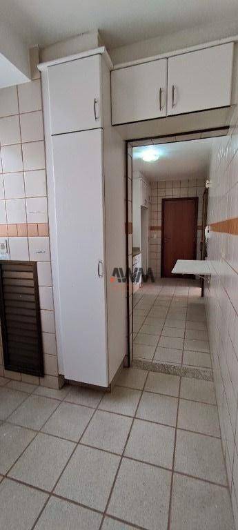 Apartamento para alugar com 3 quartos, 100m² - Foto 9