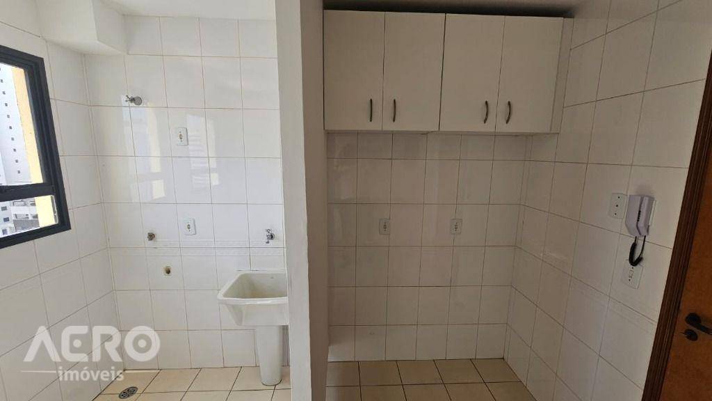Apartamento para alugar com 3 quartos, 74m² - Foto 3