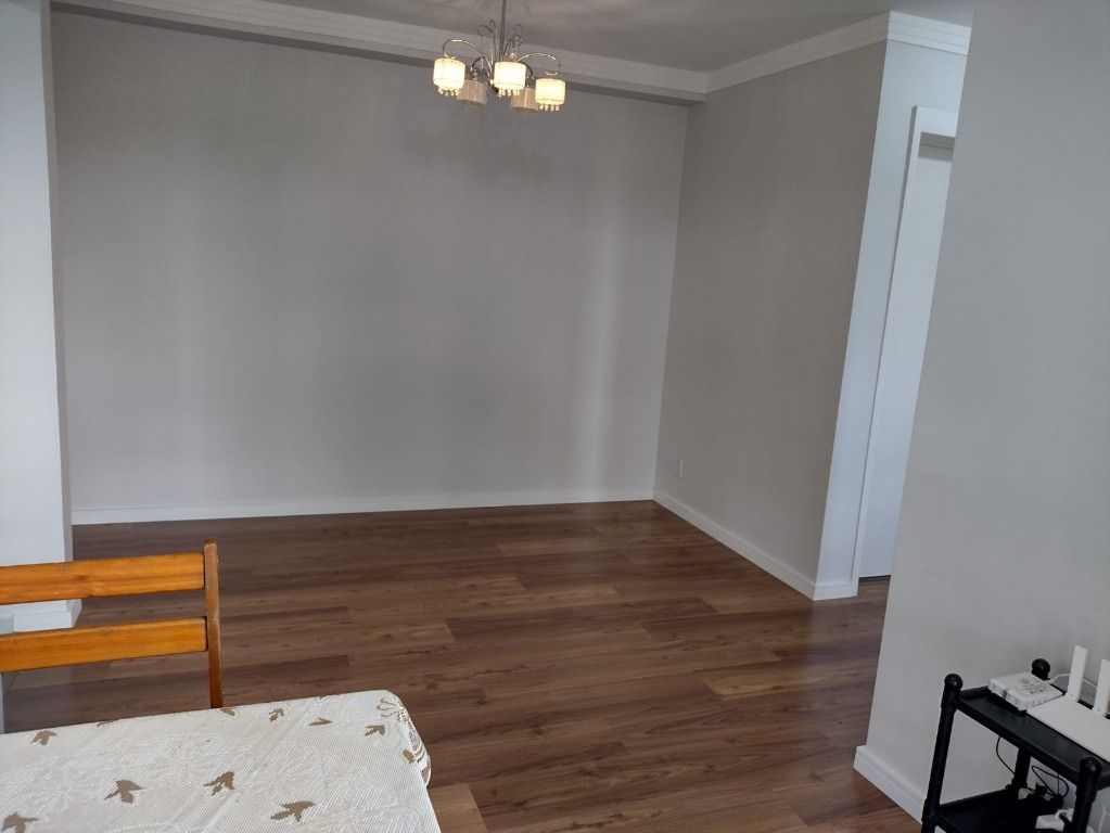 Apartamento à venda com 2 quartos, 55m² - Foto 15