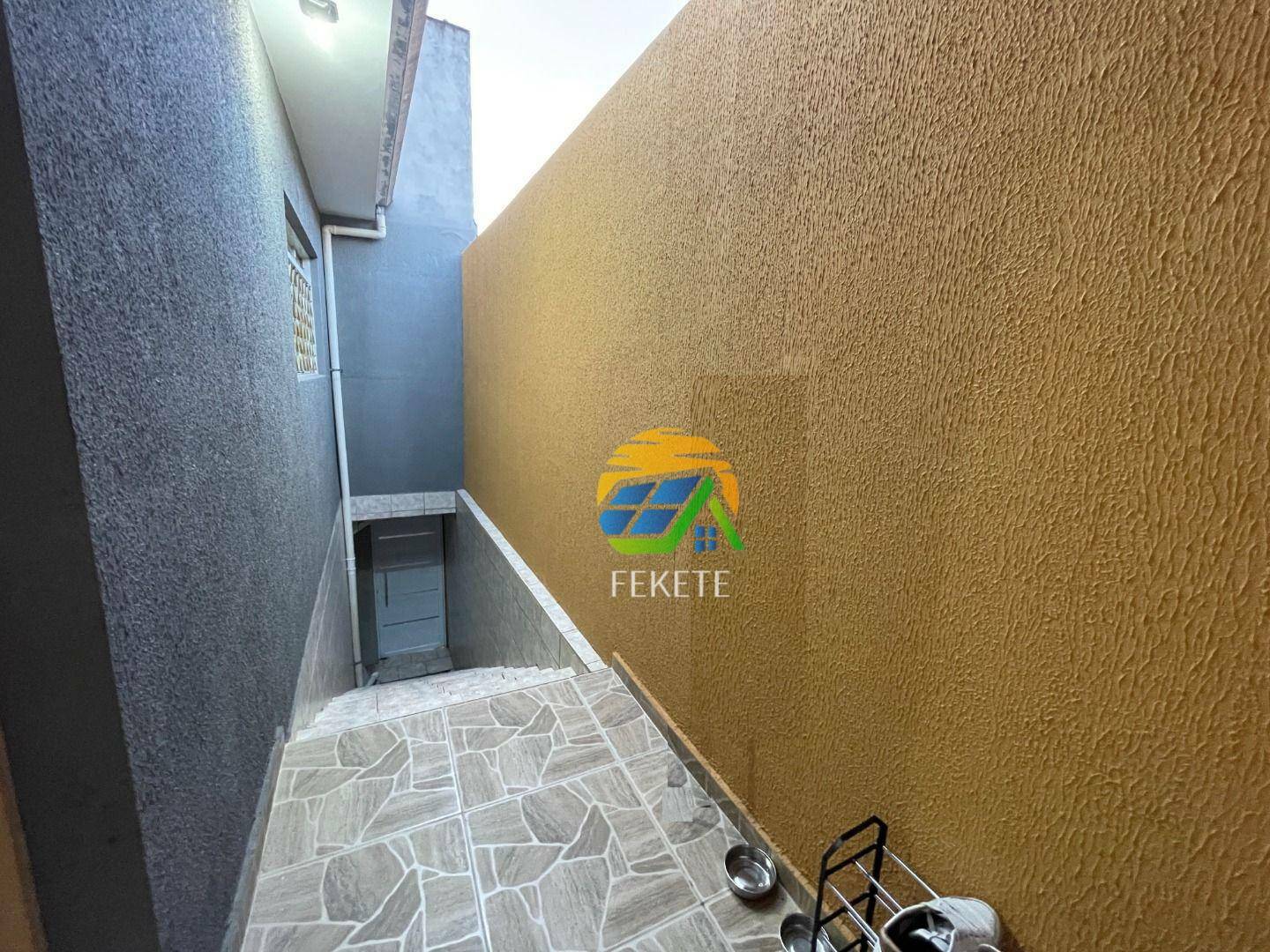 Sobrado à venda com 2 quartos, 128m² - Foto 13