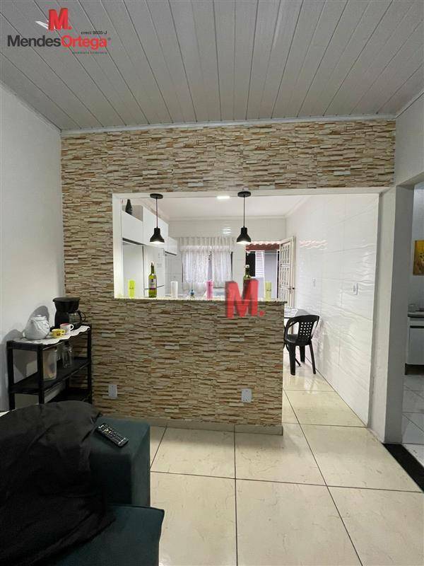 Casa à venda com 2 quartos, 80m² - Foto 6