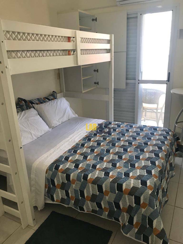 Apartamento à venda com 2 quartos, 73m² - Foto 10