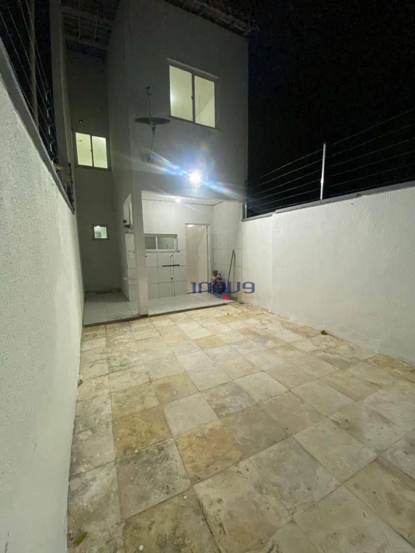 Casa à venda com 3 quartos, 100m² - Foto 19