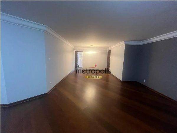 Apartamento para alugar com 4 quartos, 210m² - Foto 2