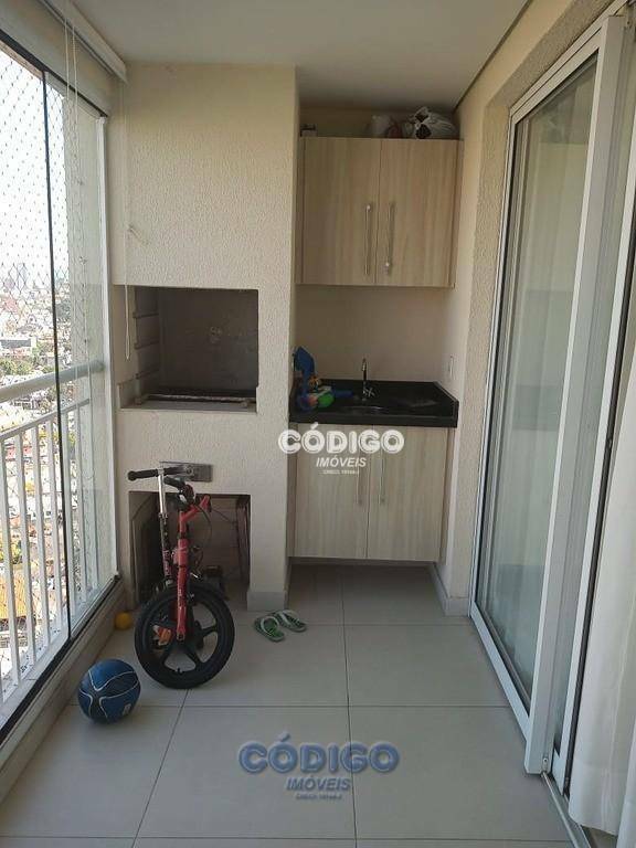 Apartamento à venda com 3 quartos, 84m² - Foto 3