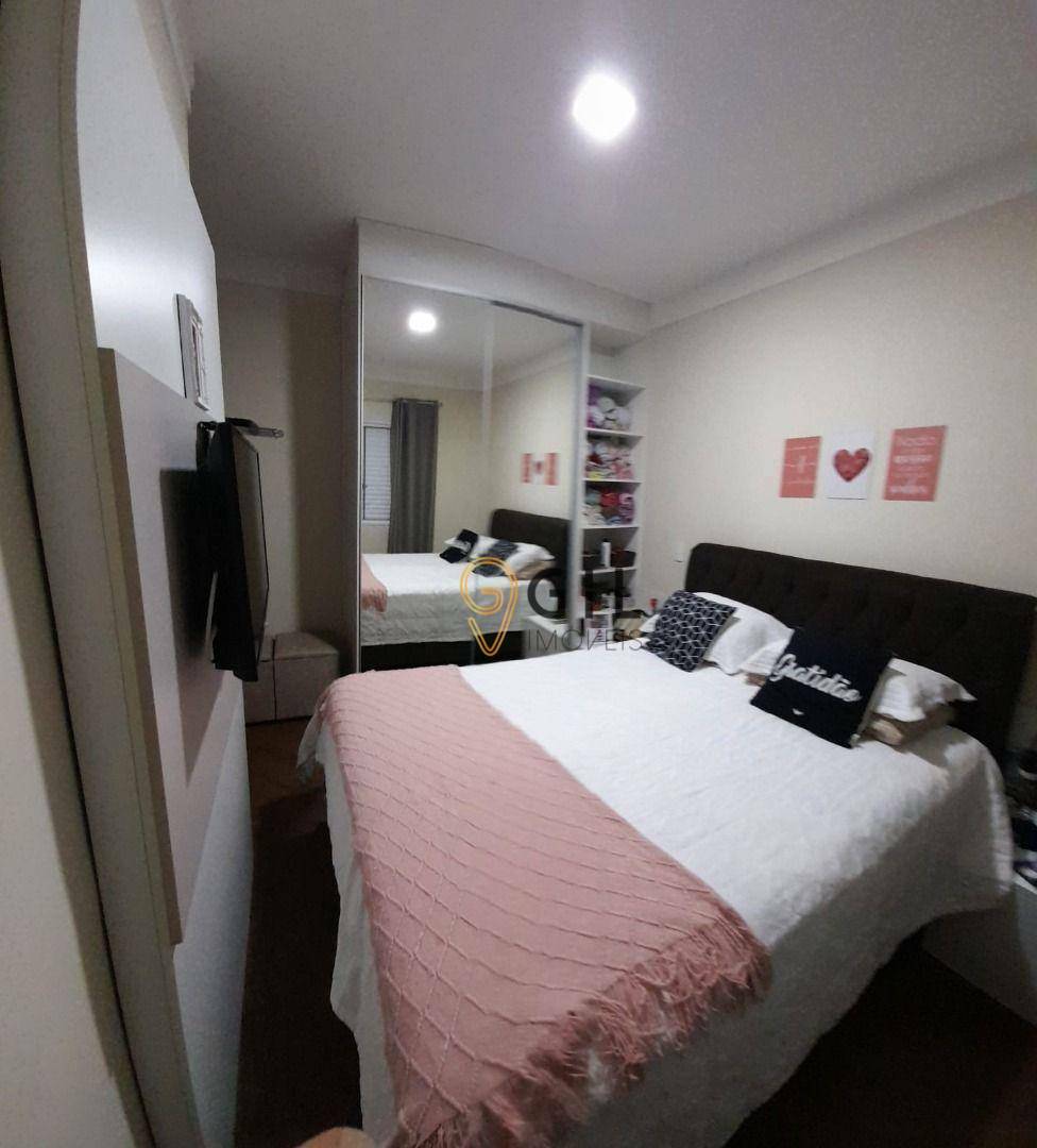 Apartamento à venda com 3 quartos, 80m² - Foto 4