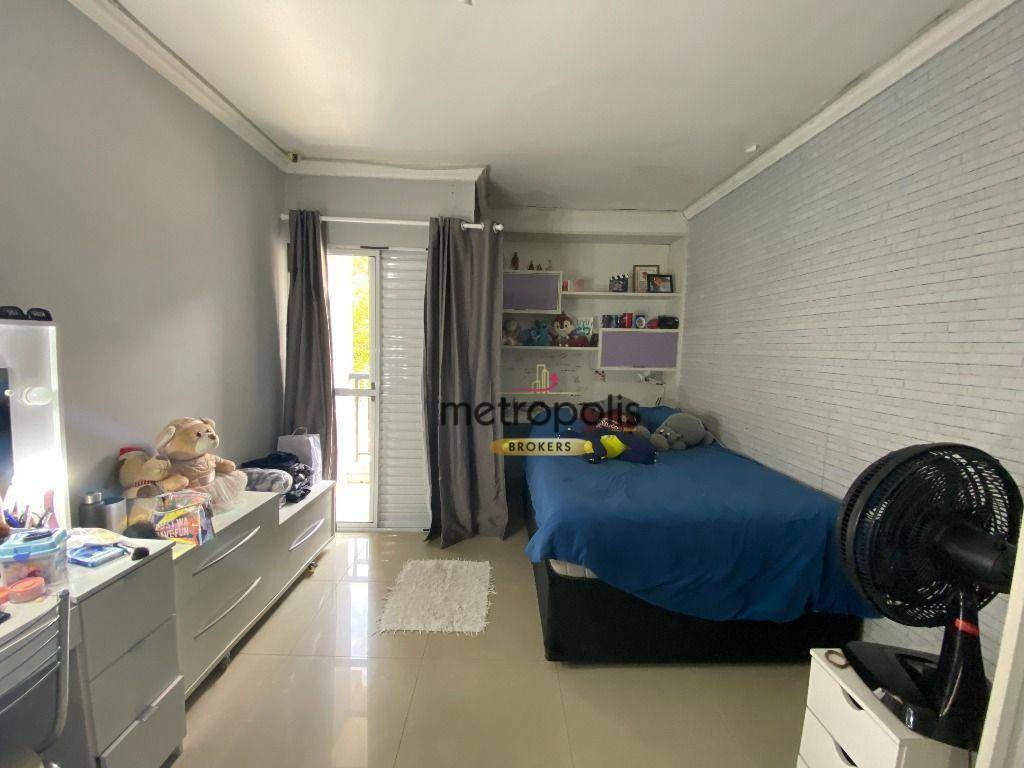 Sobrado à venda com 3 quartos, 1m² - Foto 35