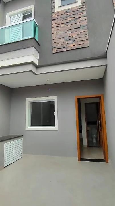 Sobrado à venda com 2 quartos, 70m² - Foto 1