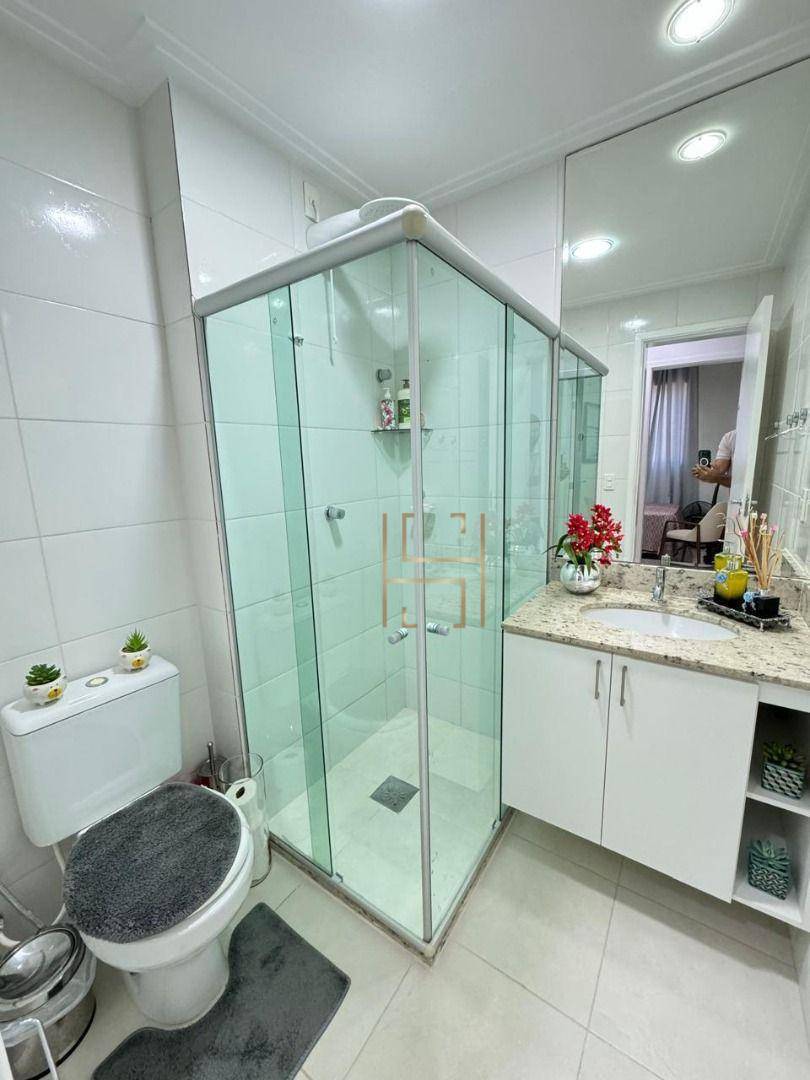 Apartamento à venda com 2 quartos, 62m² - Foto 5