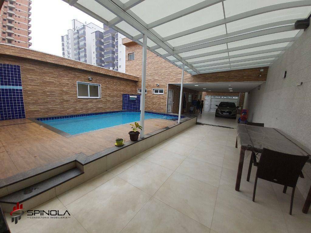 Sobrado à venda com 3 quartos, 300m² - Foto 9