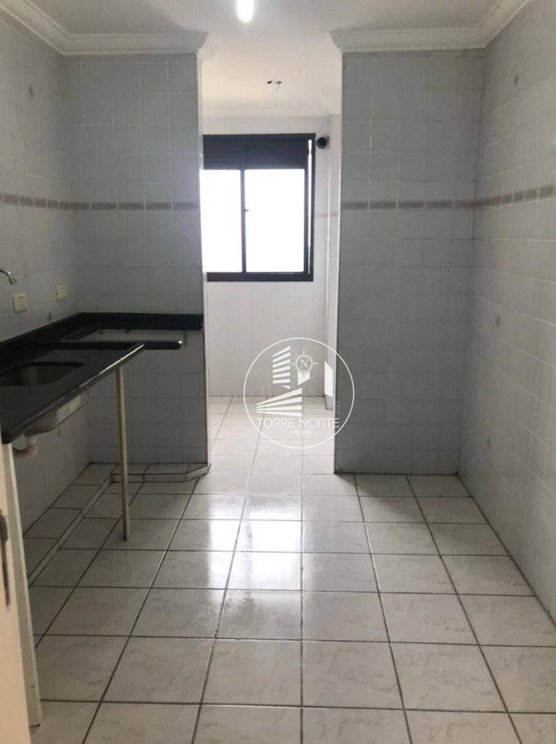 Apartamento à venda com 3 quartos, 73m² - Foto 9