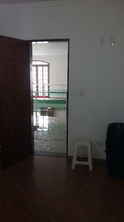 Sobrado à venda com 4 quartos, 350m² - Foto 33