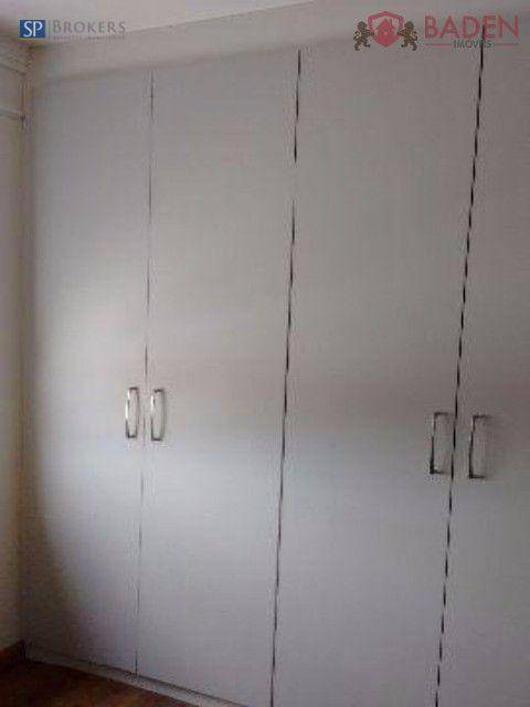 Apartamento à venda com 3 quartos, 80m² - Foto 11