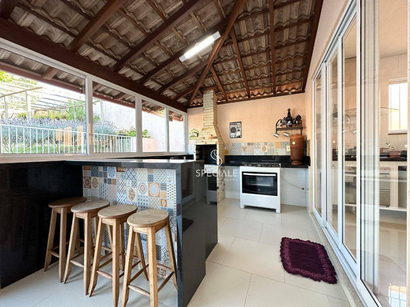 Casa de Condomínio à venda com 4 quartos, 230m² - Foto 32