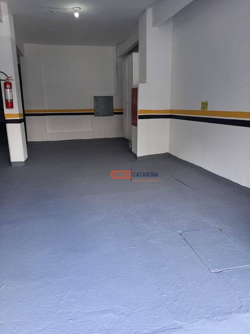 Apartamento à venda com 3 quartos, 131m² - Foto 16