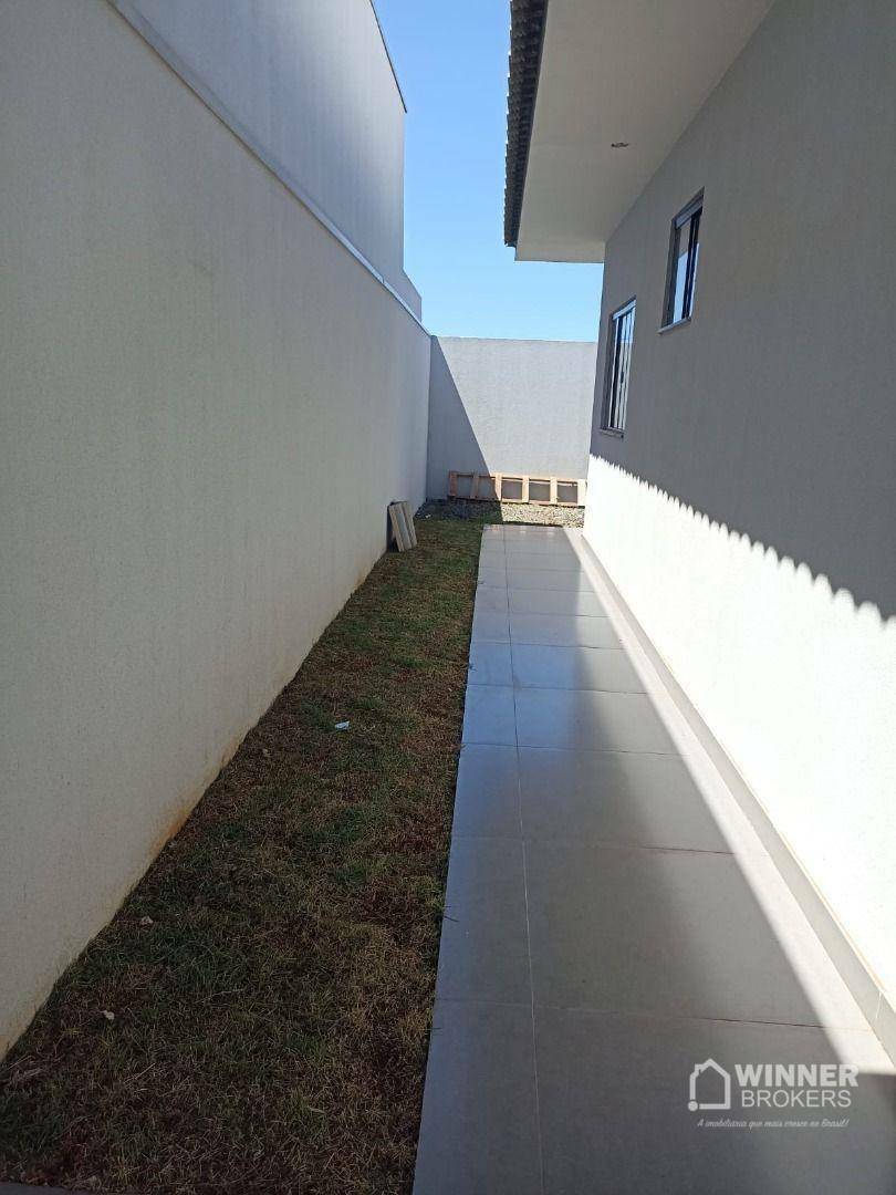 Casa à venda com 3 quartos, 70m² - Foto 5