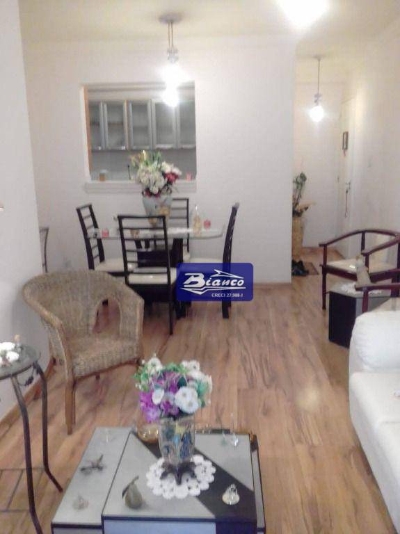 Apartamento à venda com 3 quartos, 80m² - Foto 22