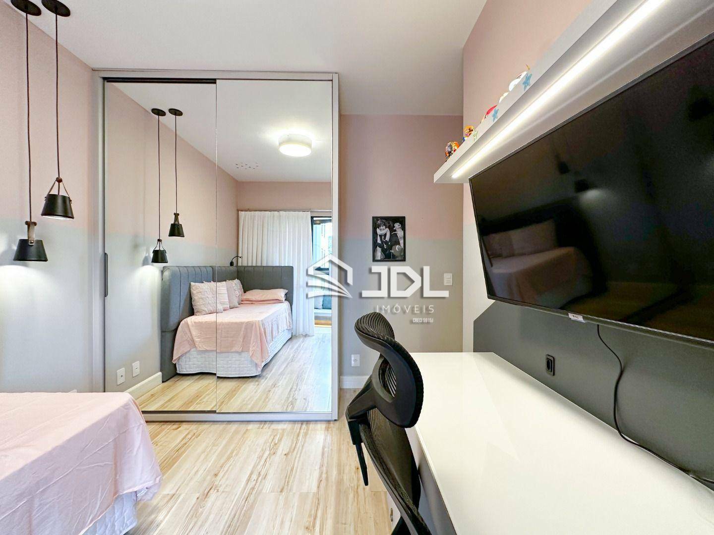 Apartamento à venda com 3 quartos, 163m² - Foto 22