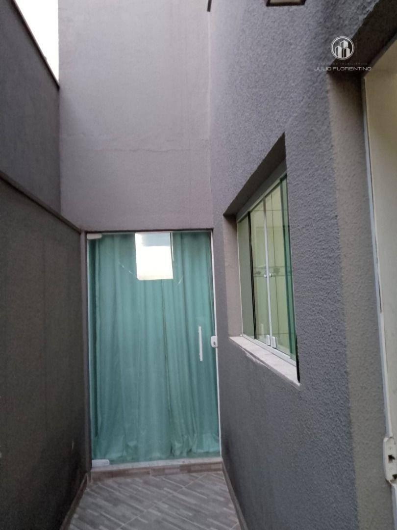 Sobrado à venda com 3 quartos, 200m² - Foto 6