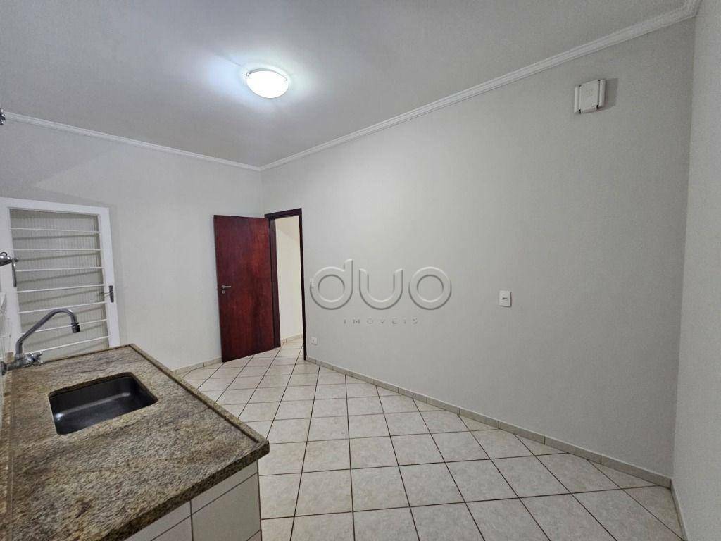 Casa para alugar com 2 quartos, 142m² - Foto 15