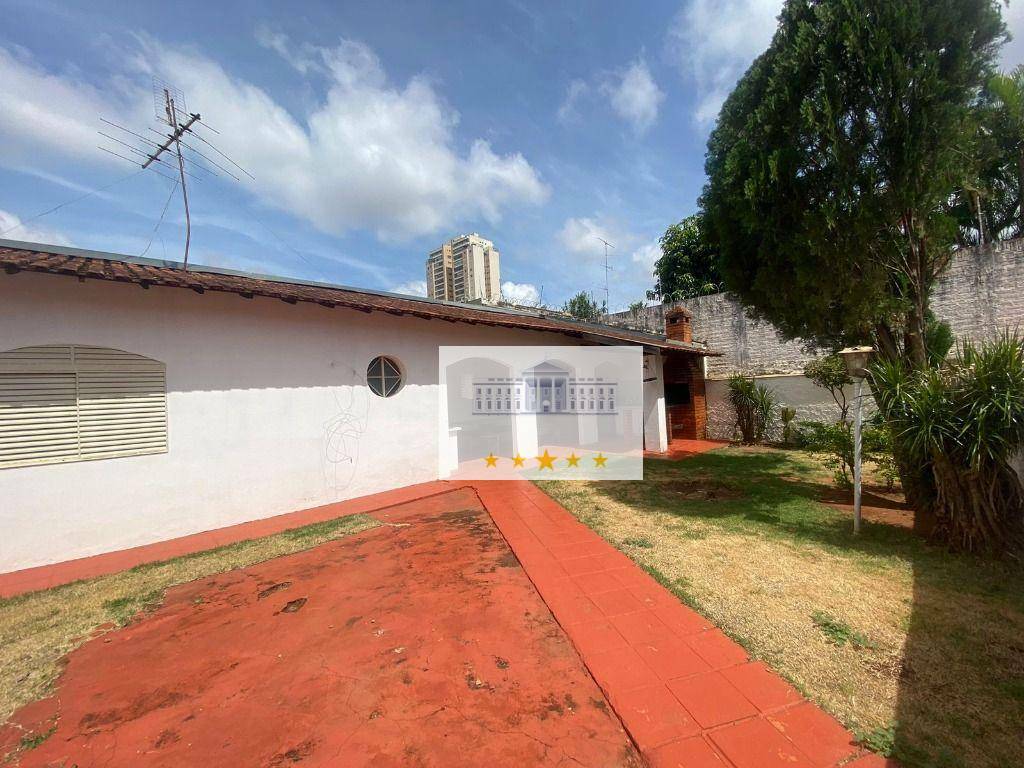 Casa à venda com 3 quartos, 400m² - Foto 2